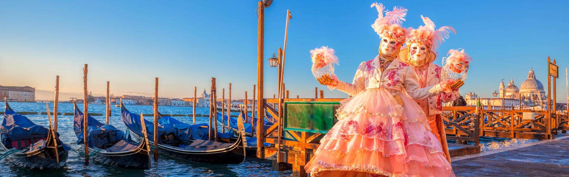 Karneval In Venedig Wird Mit Asthetik Und Stil Gefeiert